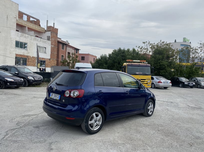 Auto mieten in Tirana