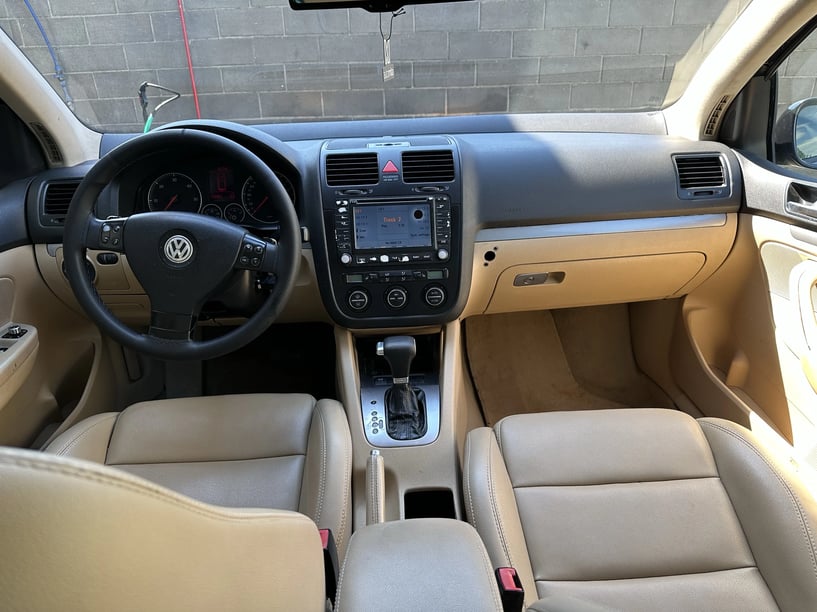 Rent a car in Tirana