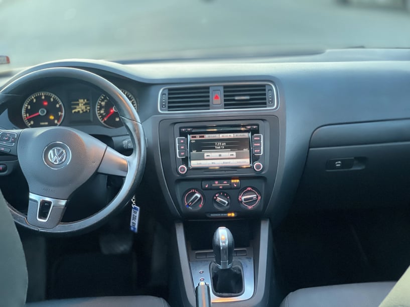 Alquila un coche en Tirana