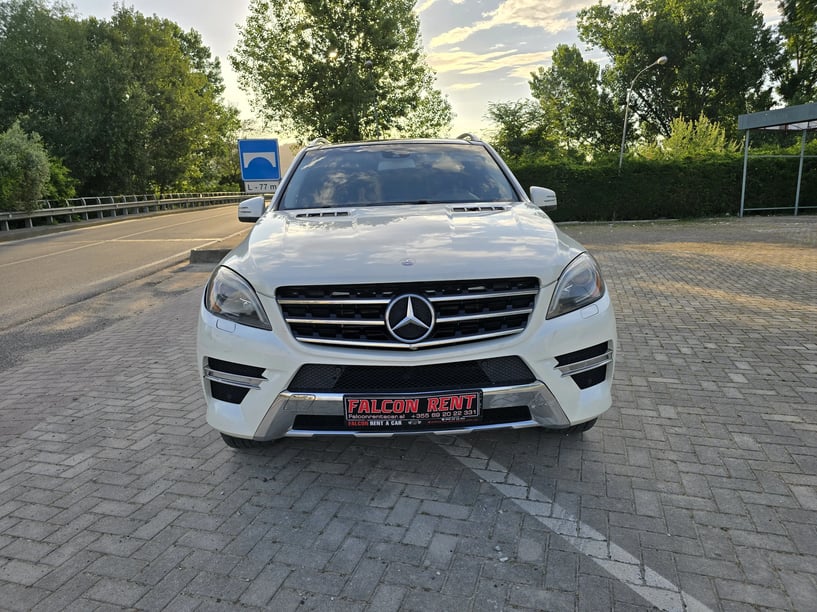 Louer une voiture à Tirana