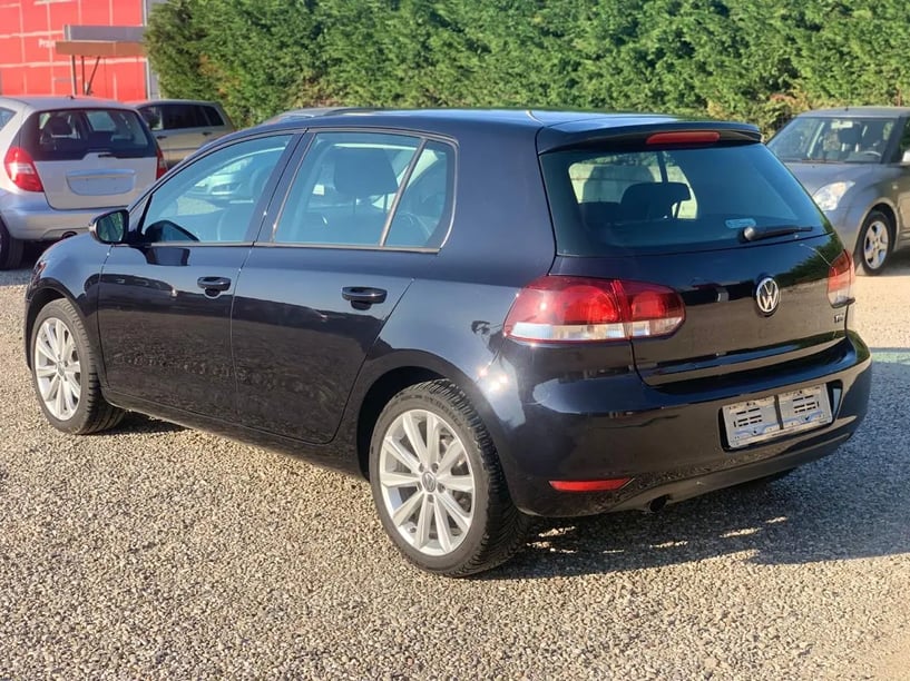 Rent a car in Tirana