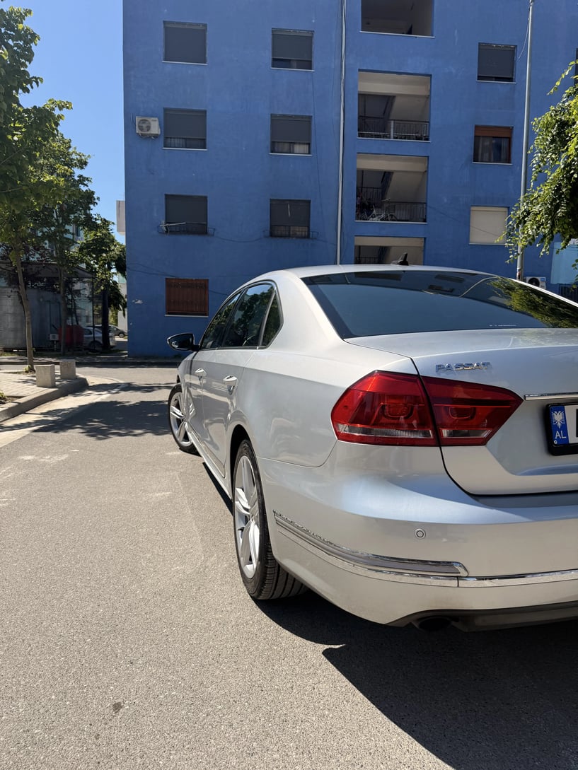 Rent a car in Tirana