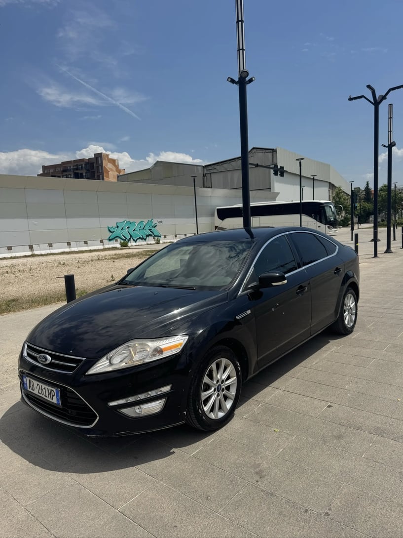 Wynajmij samochód w Tirana