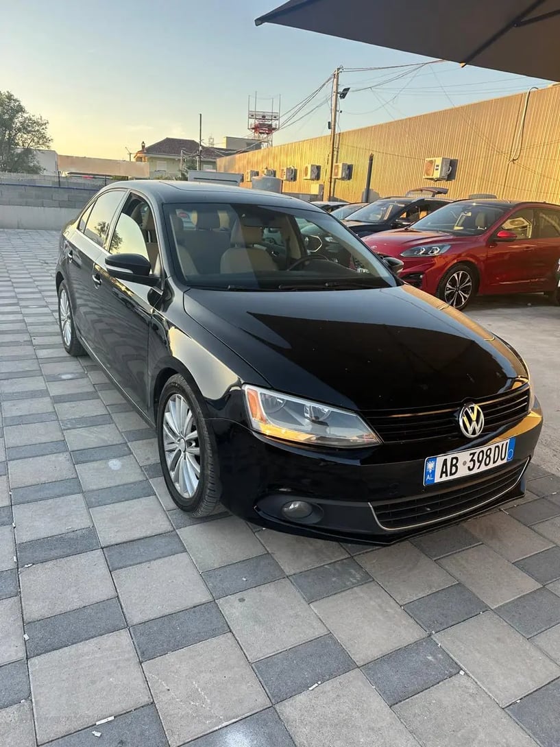 Wynajmij samochód w Tirana