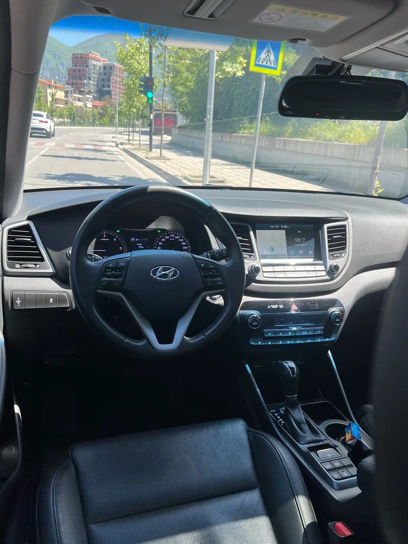 Auto mieten in Tirana