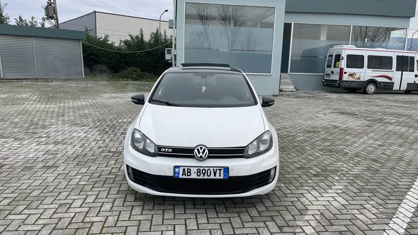 Auto mieten in Tirana