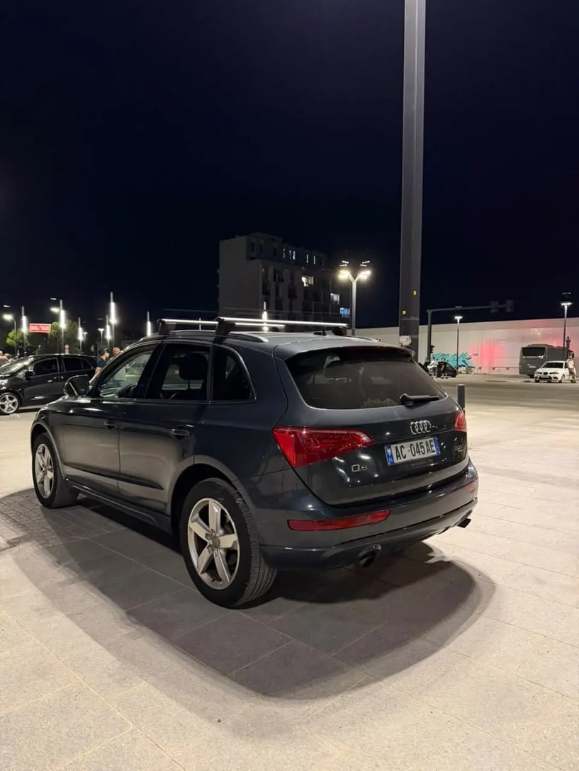 Rent a car in Tirana
