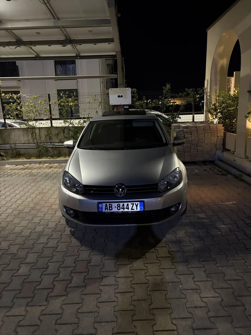 Rent a car in Tirana