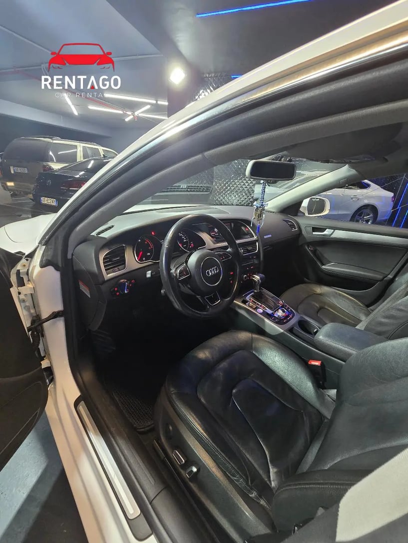 Noleggia un'auto a Tirana