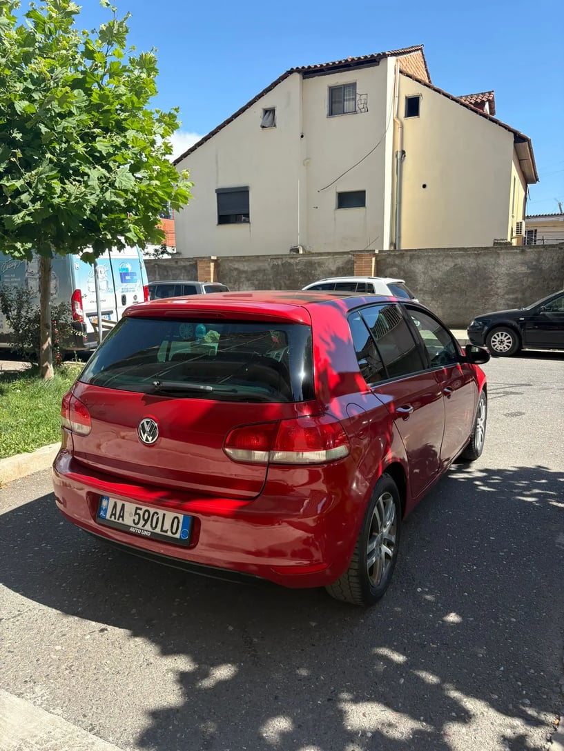 Rent a car in Tirana
