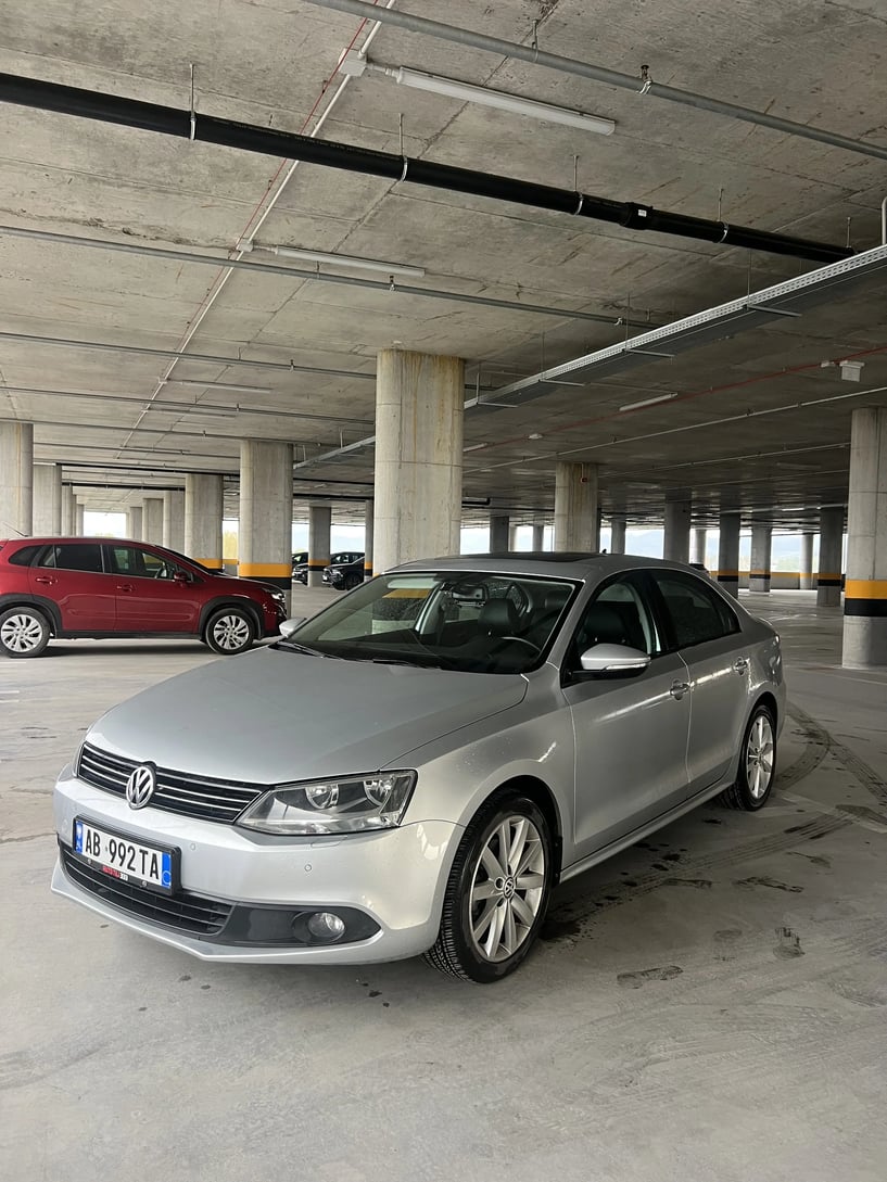 Auto mieten in Tirana