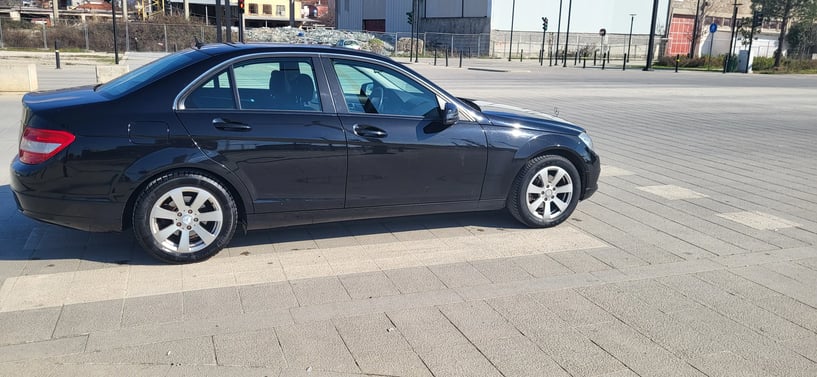Rent a car in Tirana