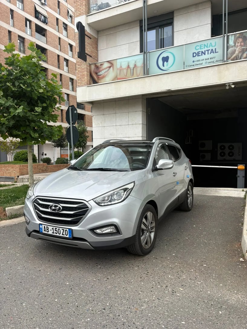 Rent a car in Tirana