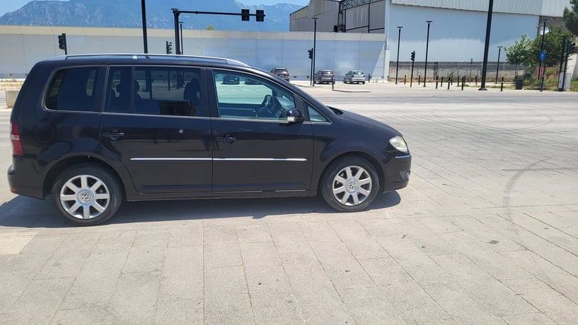 Rent a car in Tirana