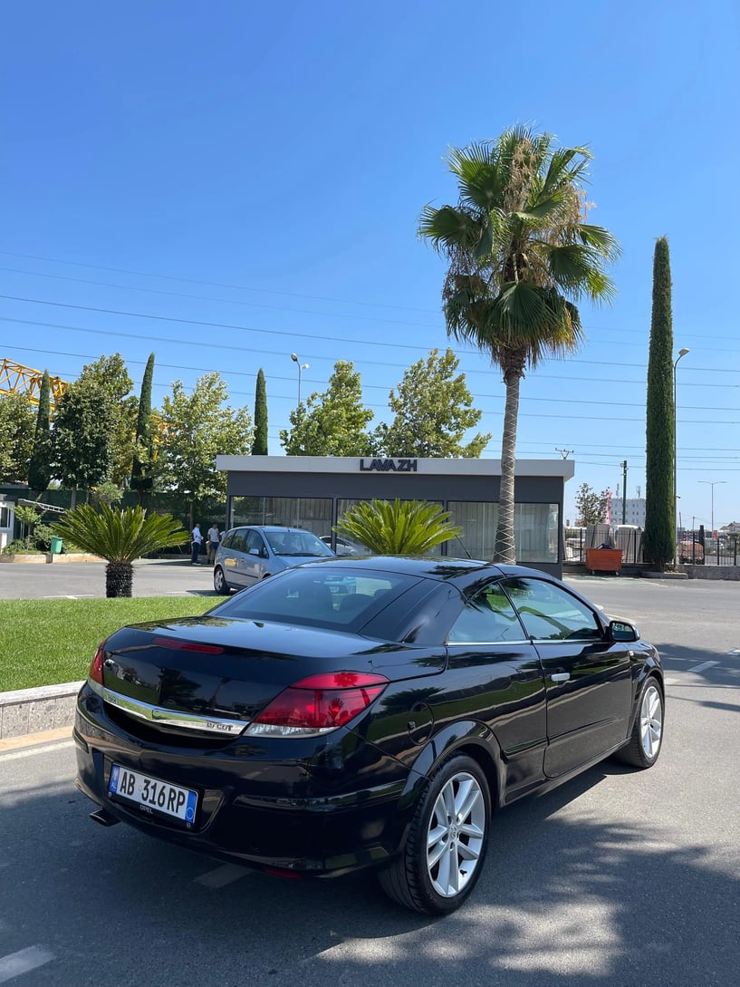 Auto mieten in Tirana