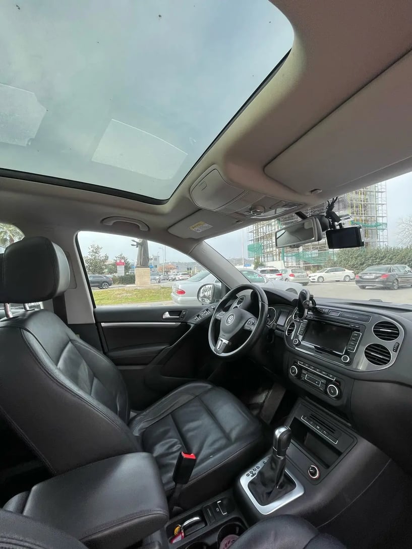 Alquila un coche en Tirana