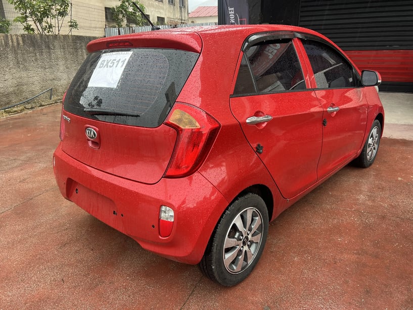 Auto mieten in Gjirokastër