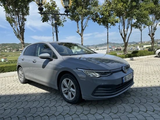 Louer une voiture à Tirana