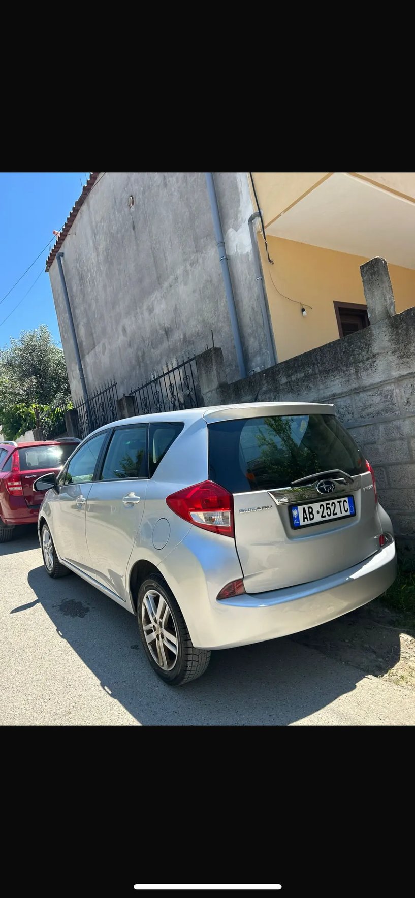 Alquila un coche en Tirana