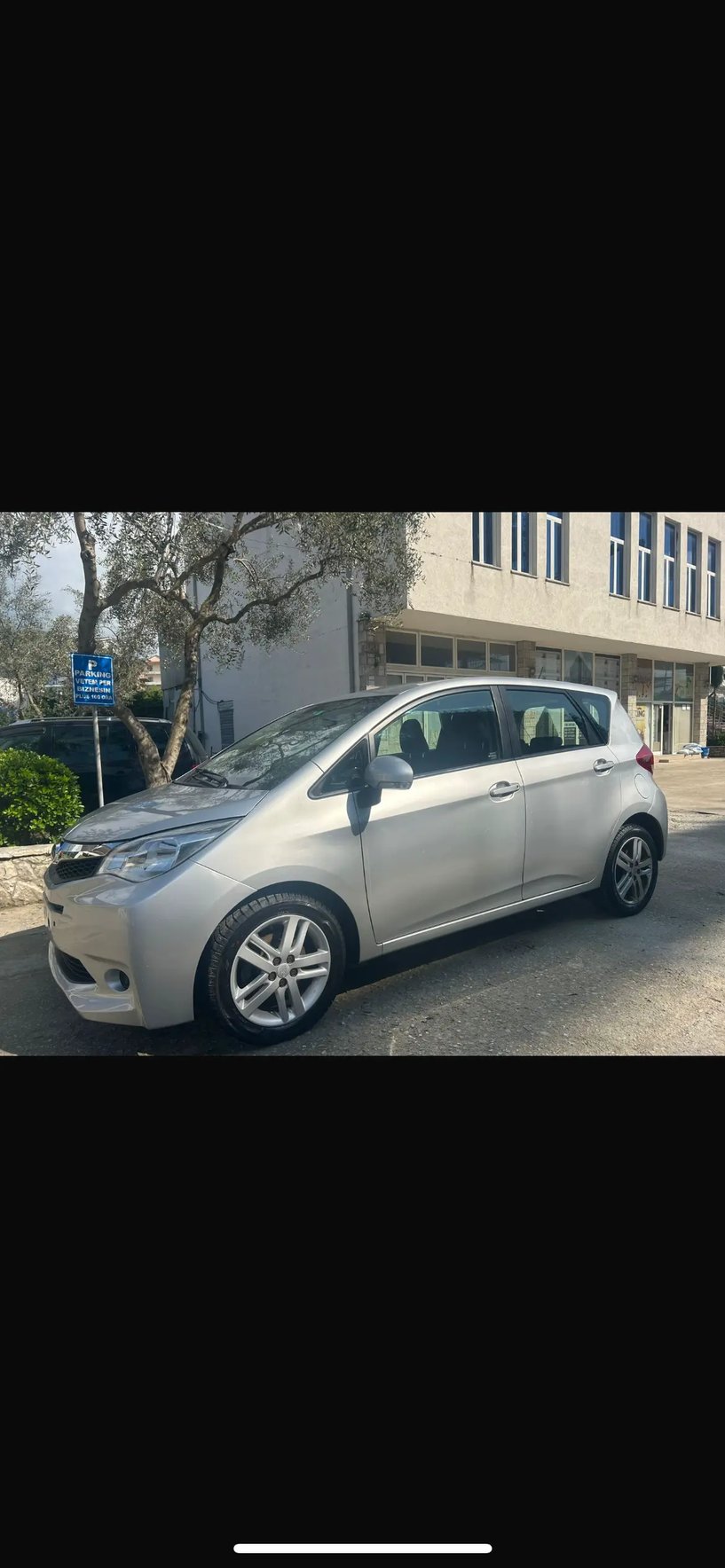 Alquila un coche en Tirana