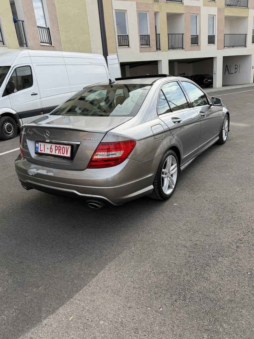 Rent a car in Tirana
