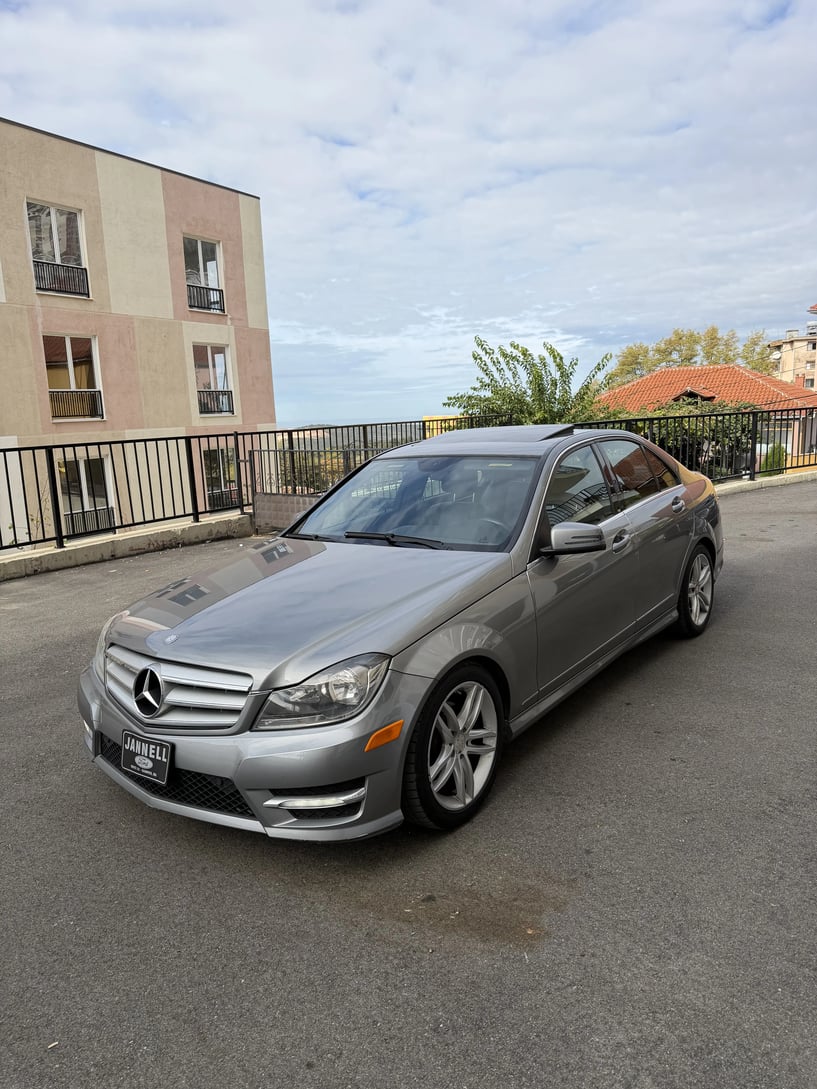 Rent a car in Tirana