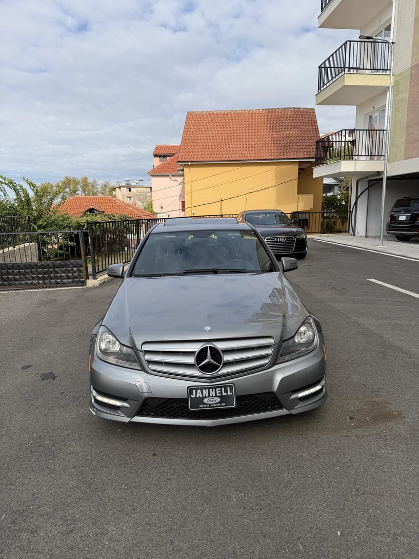 Rent a car in Tirana