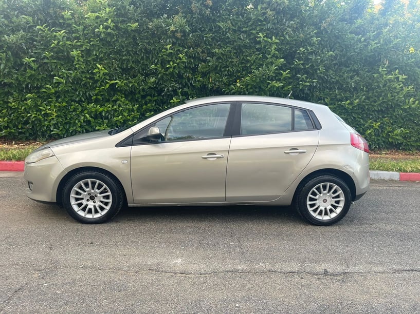 Rent a car in Tirana