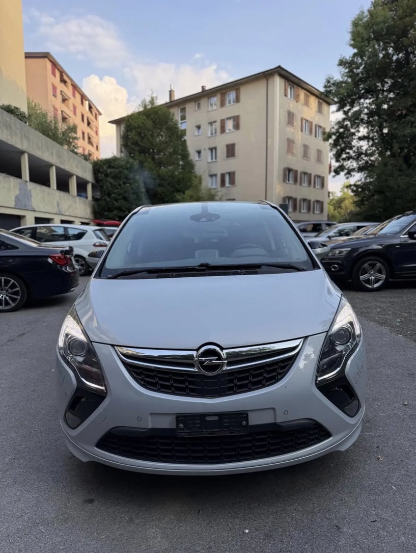 Rent a car in Tirana