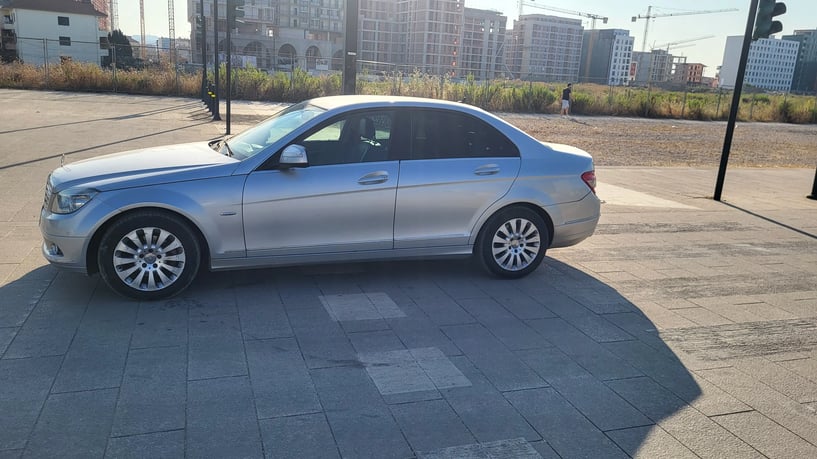 Rent a car in Tirana