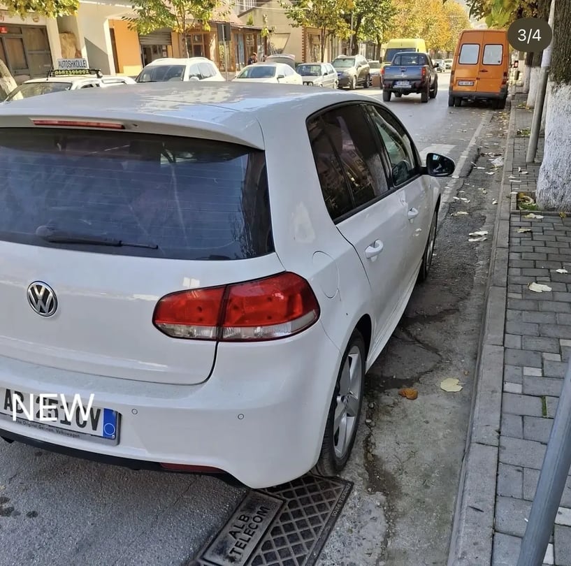 Rent a car in Tirana