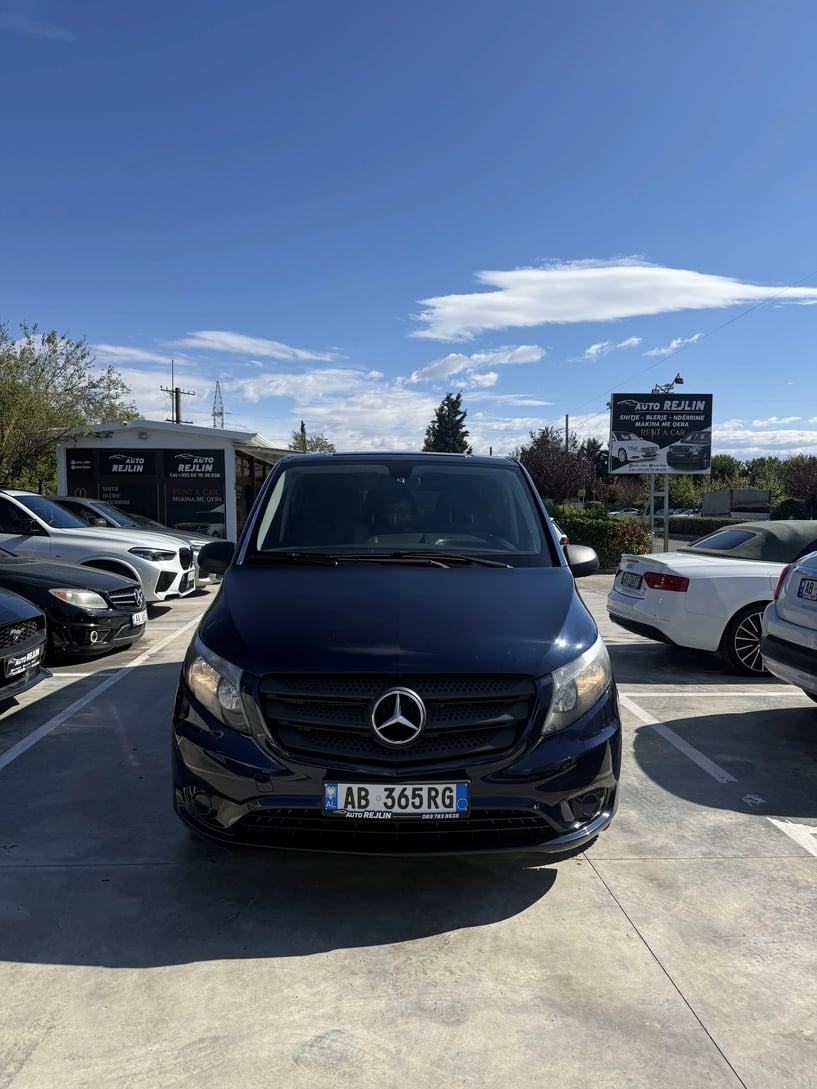 Alquila un coche en Durrës