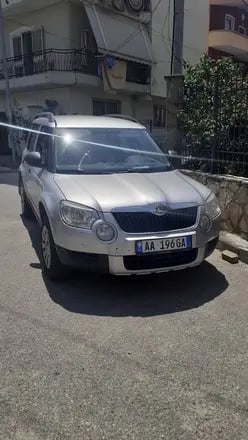 Merrni me qira një makinë në Tirana