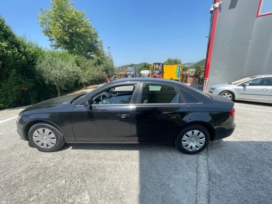 Louer une voiture à Tirana