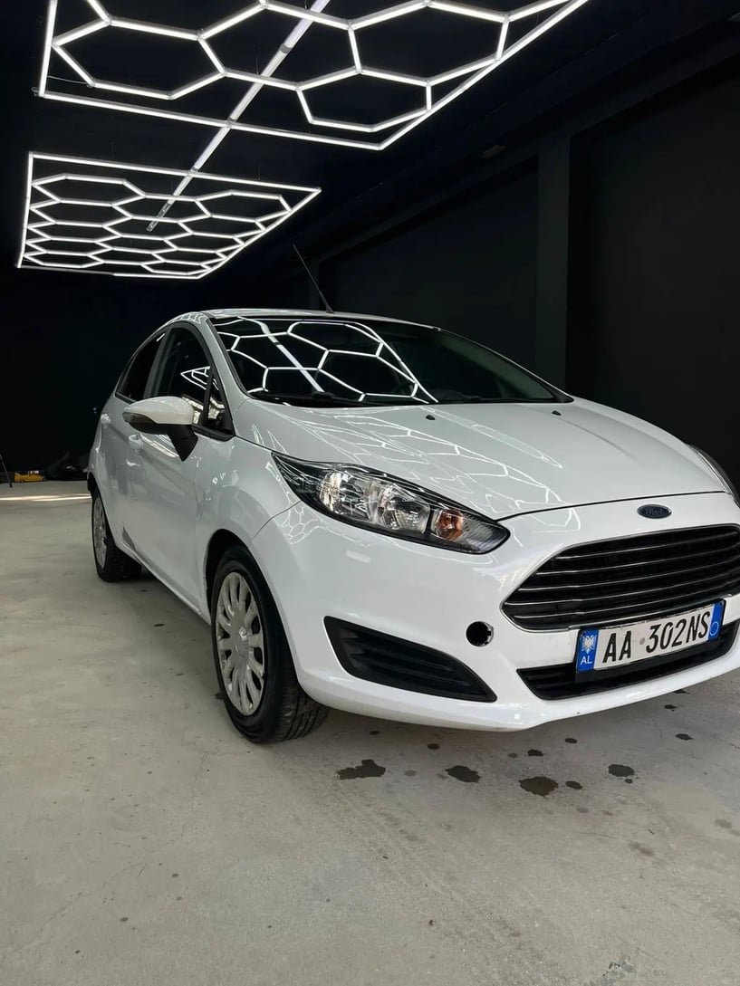 Rent a car in Tirana