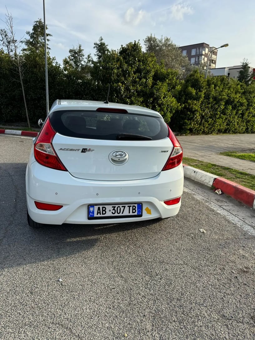 Rent a car in Tirana