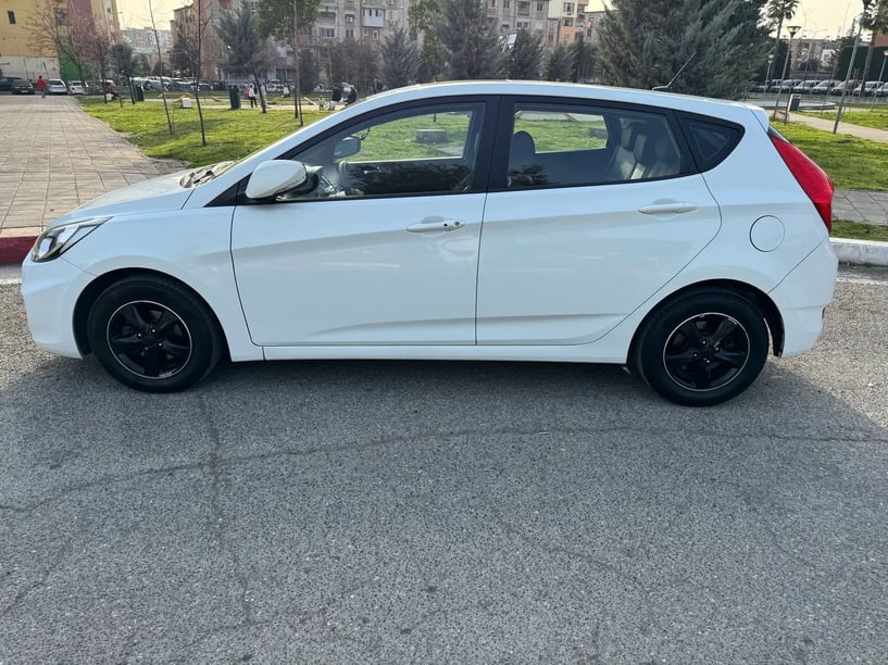 Rent a car in Tirana