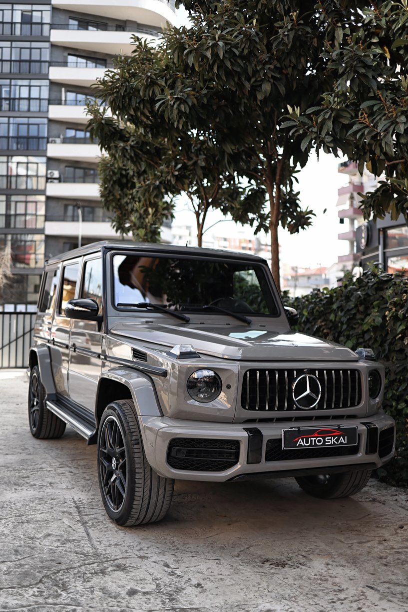 Wynajmij samochód w Tirana