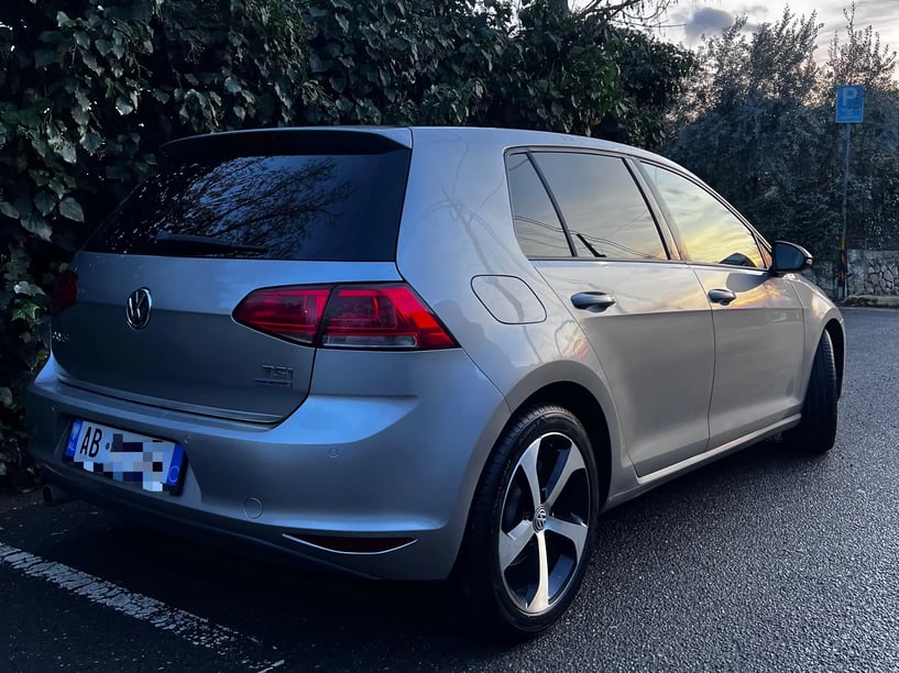 Louer une voiture à Tirana