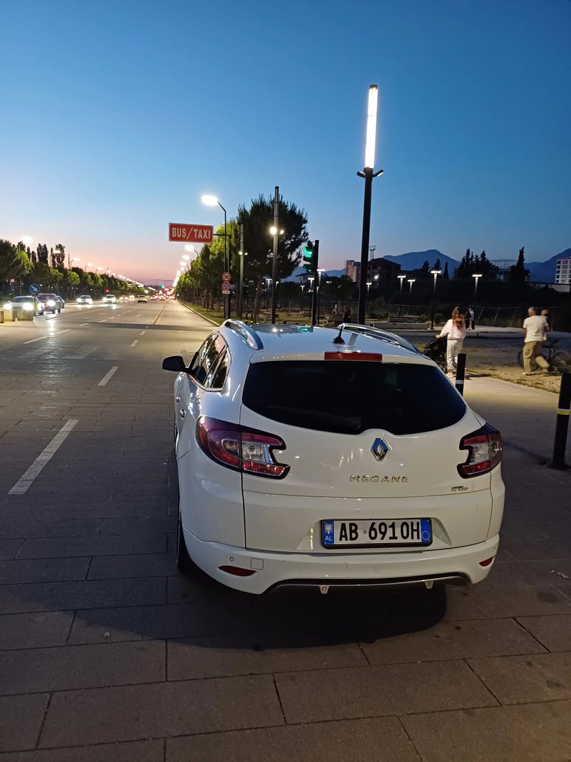 Rent a car in Tirana