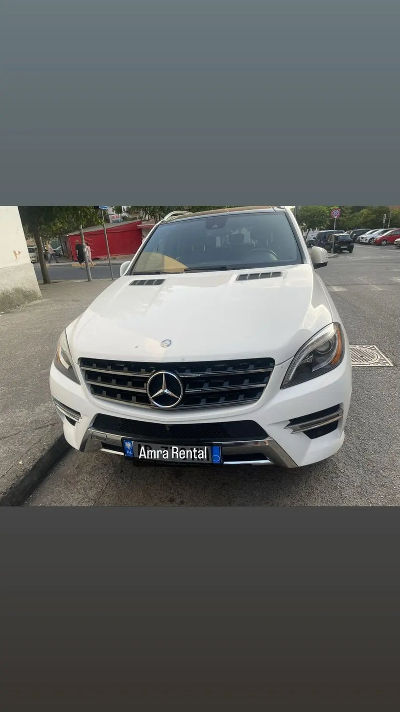 Wynajmij samochód w Tirana