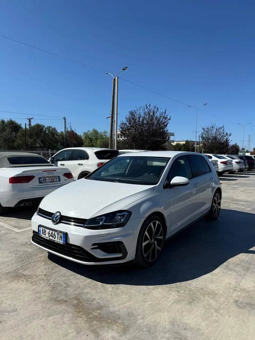 Rent a car in Durrës