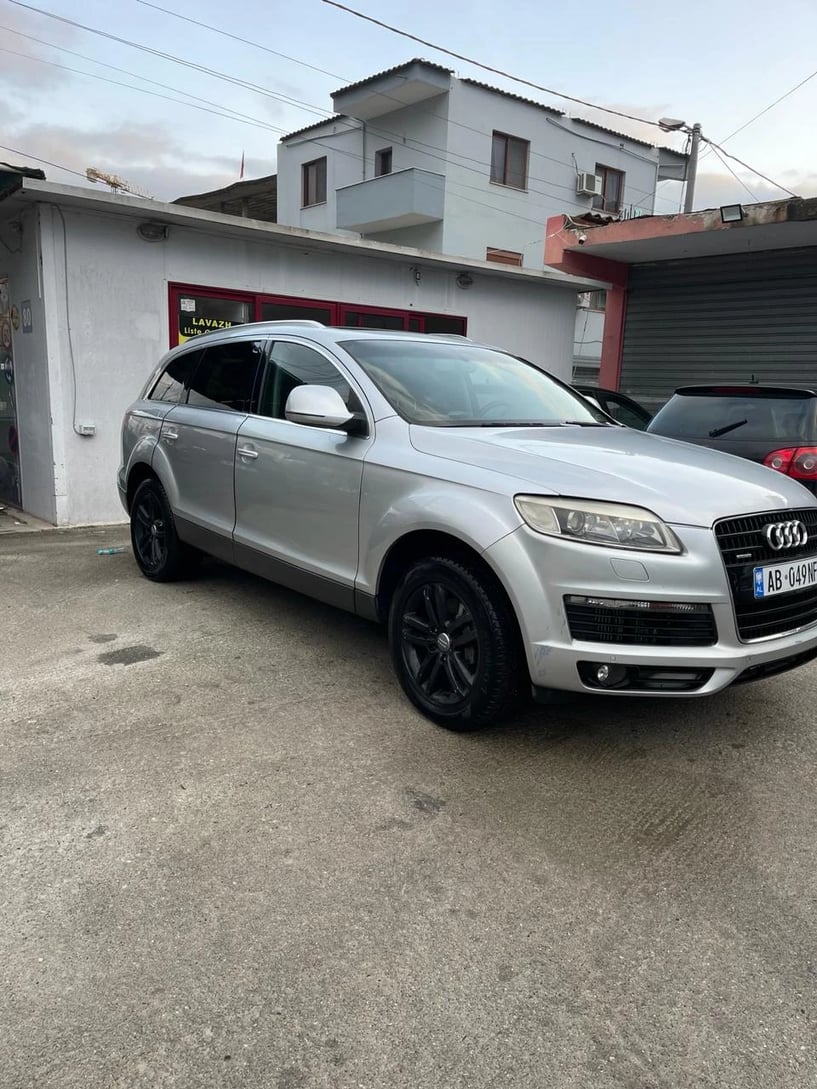 Auto mieten in Tirana