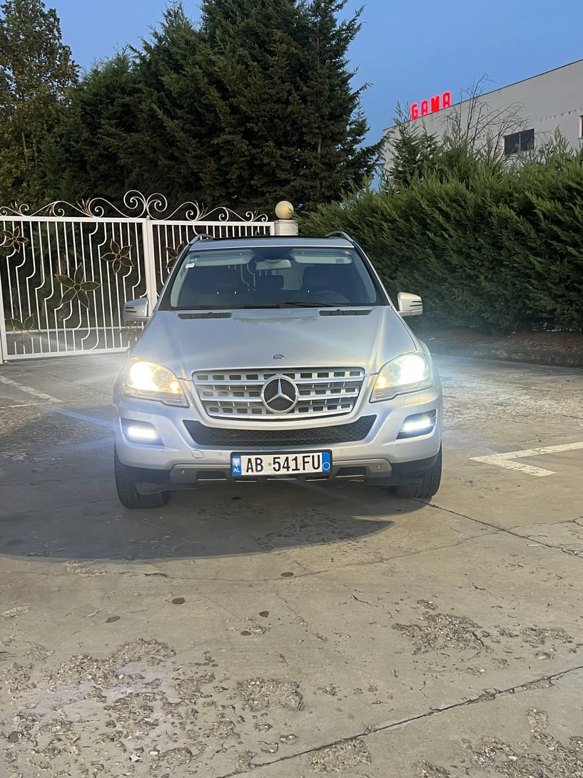 Rent a car in Tirana