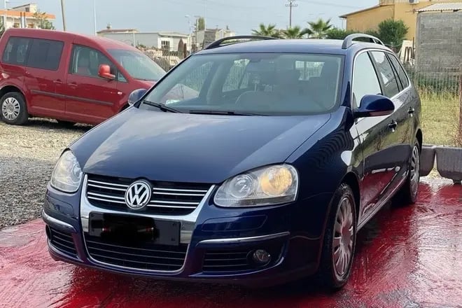 Rent a car in Tirana