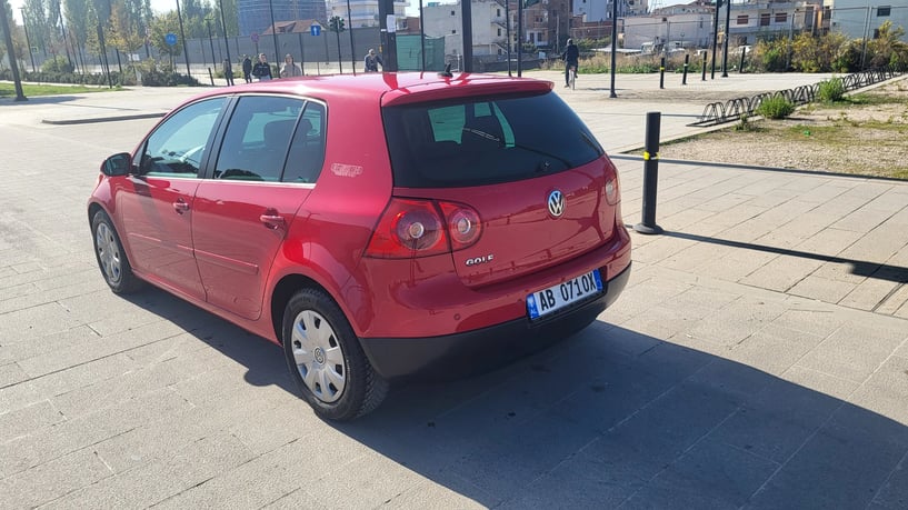 Rent a car in Tirana