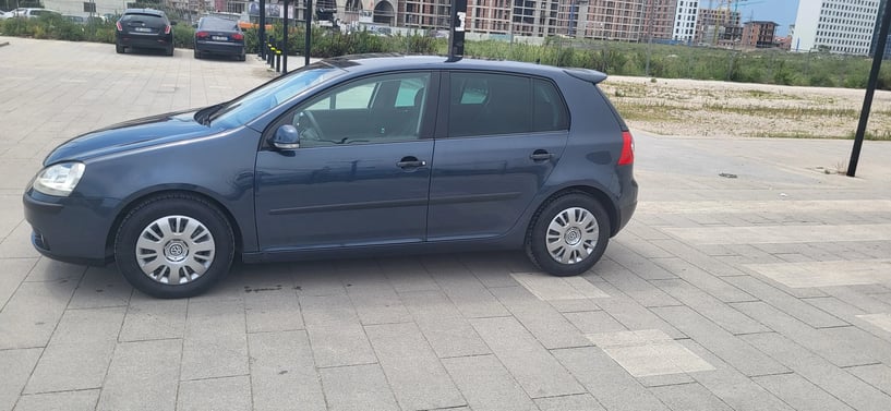 Rent a car in Tirana