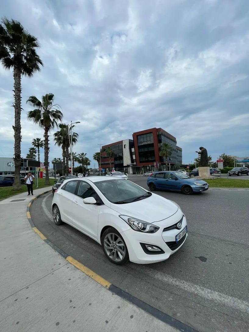Rent a car in Tirana