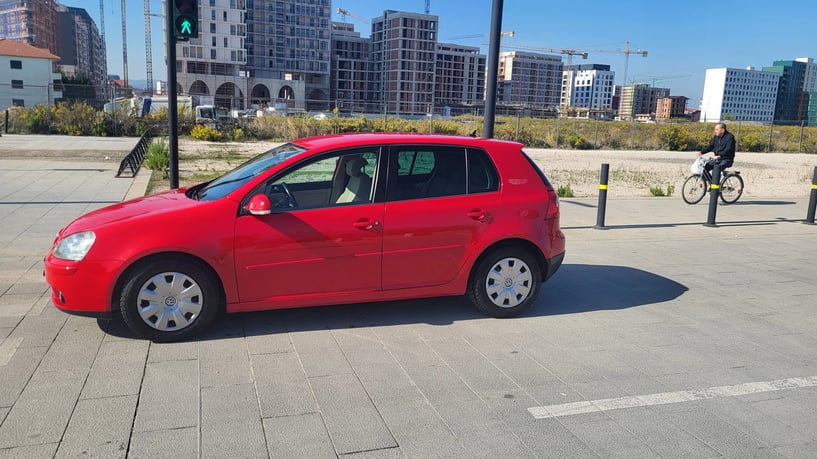 Rent a car in Tirana