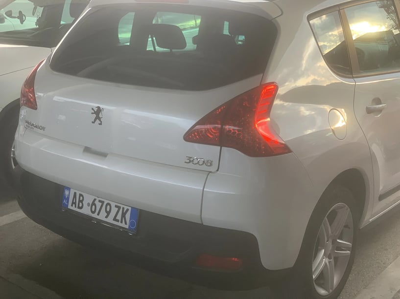 Rent a car in Tirana